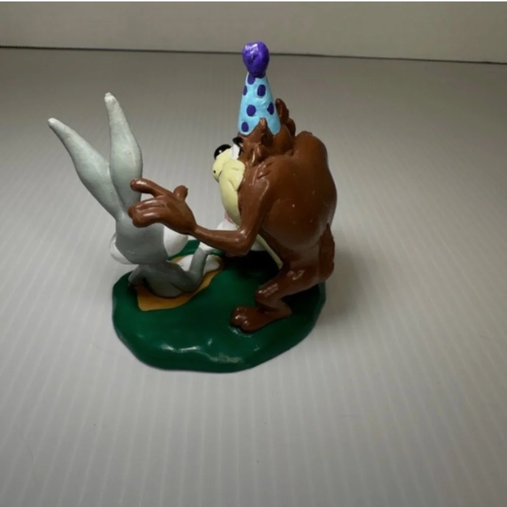 Vintage Looney Tunes Taz Bugs Bunny Birthday PVC Action Figure Cake Topper 1995